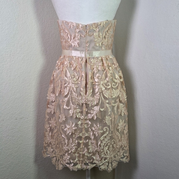 Marchesa Notte Strapless Nude Pink Floral Embroidered Lace  Cocktail Dress Sz S - Picture 5 of 15